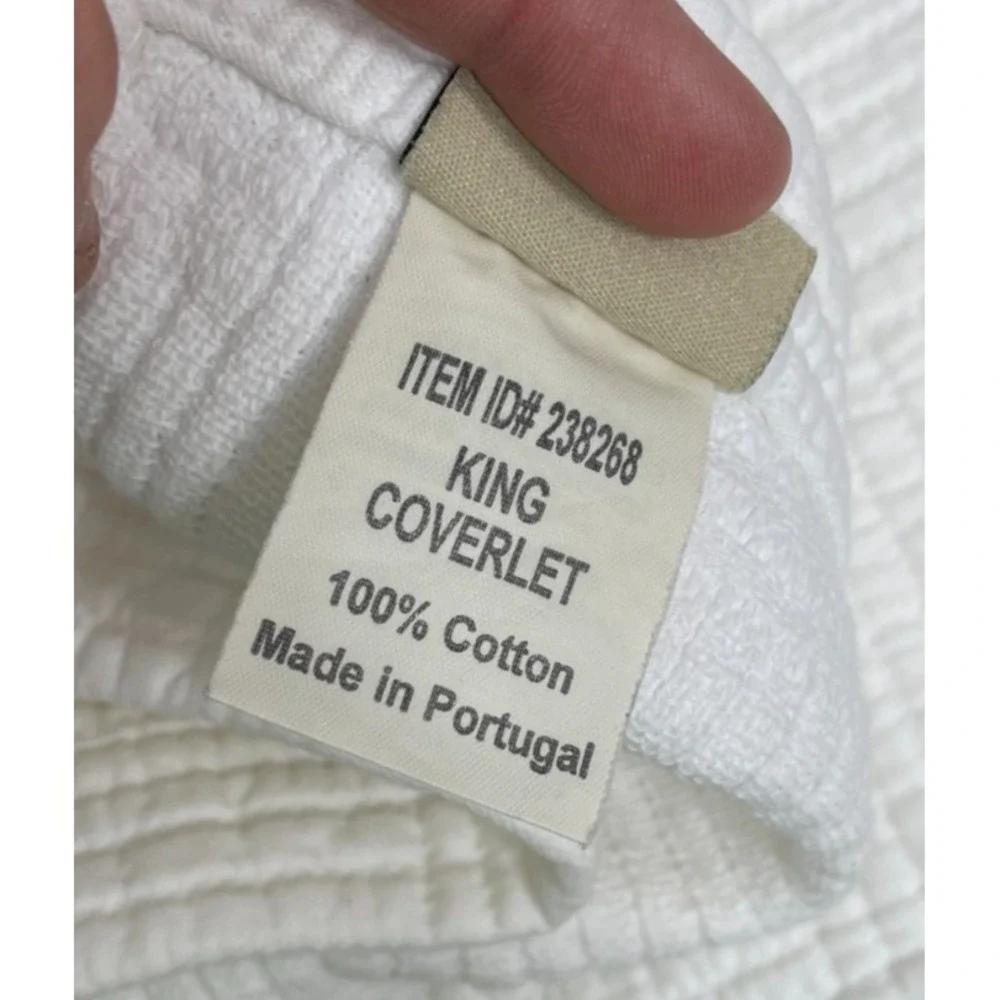 LL Bean Vintage Matelasse Coverlet Quilt Bedspread White King Portugal Textured